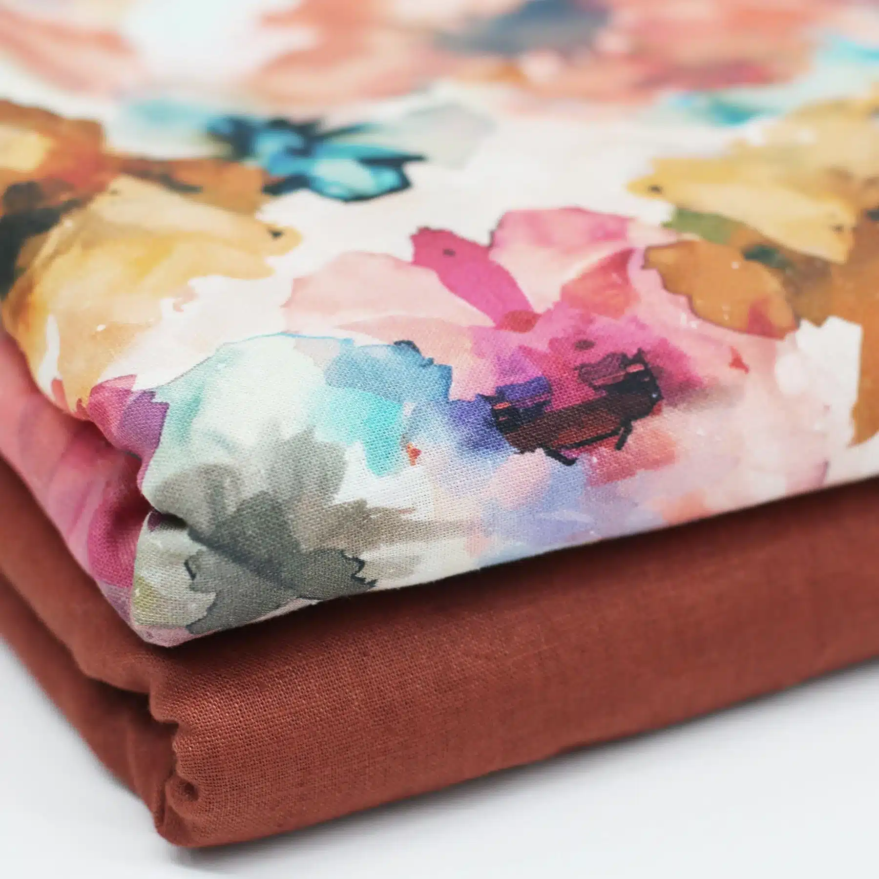 Fine Linen Fabric Aquarel Flowers x Fine Linen Fabric Aquarel Flowers x